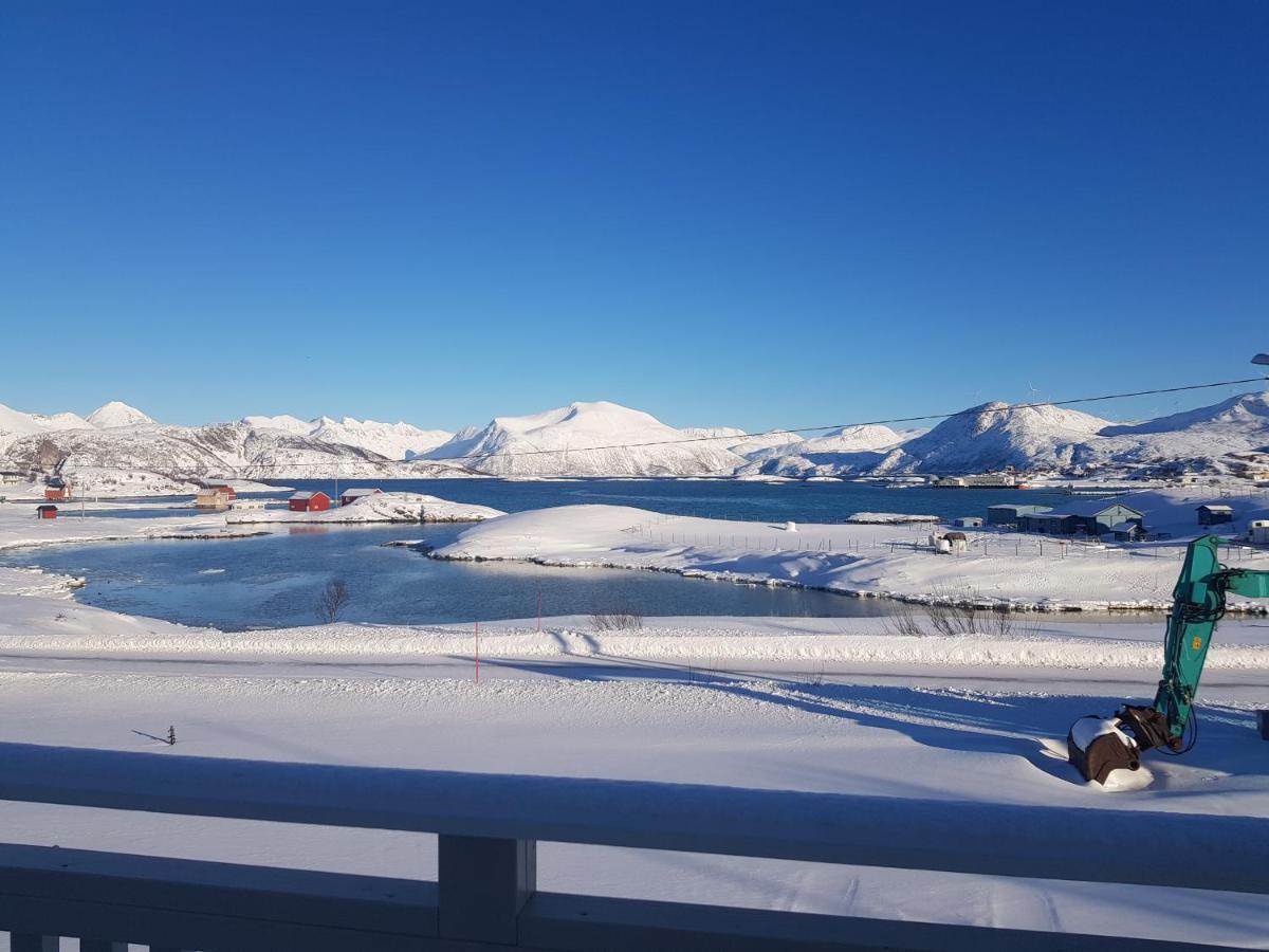 2 Bedrooms Apartment In Sommaroy Island Tromso Room photo
